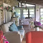 Vergel Con Encanto Con Bano Lodge