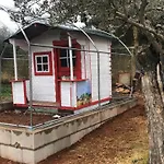 Lodge Vergel Con Encanto Con Bano *
