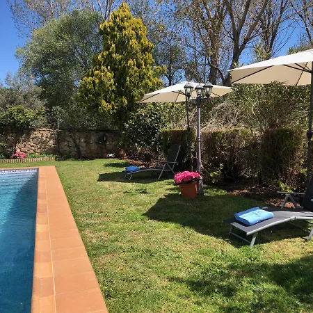 Vergel Con Encanto Con Bano Orman Evi Gata