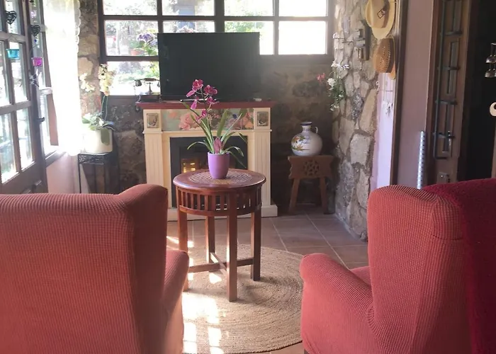 Vergel Con Encanto Con Bano Lodge Gata